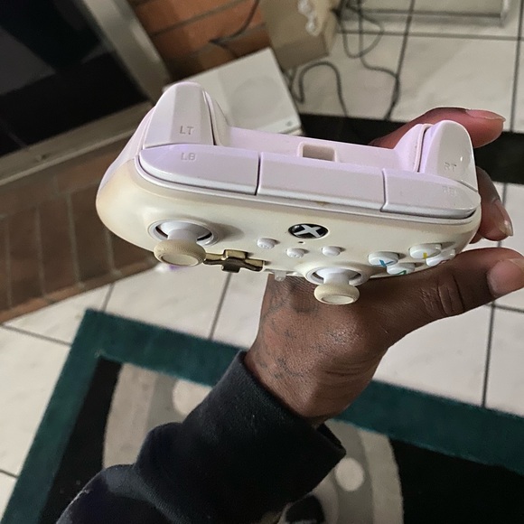 Xbox controller - Picture 3 of 5